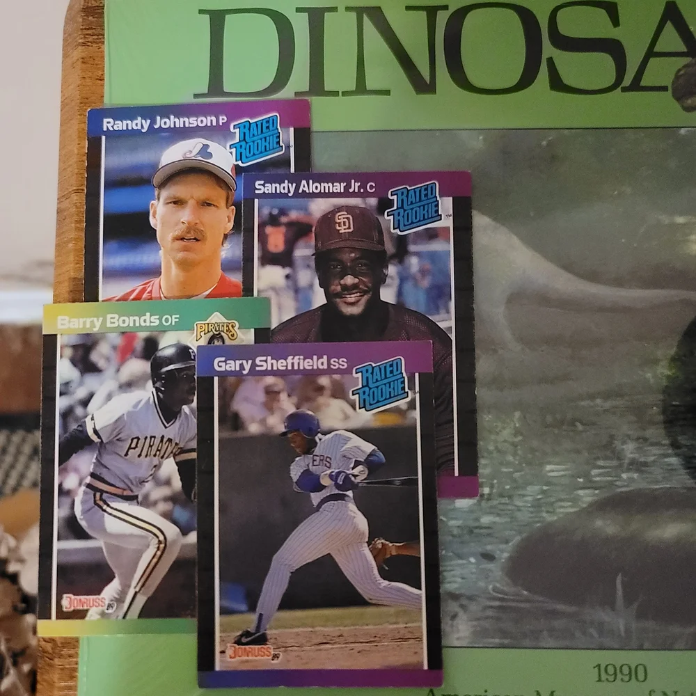 Vintage Junk Drawer Lot: Collectibles, Sports, HP Photosmart R727 Digital Camera
